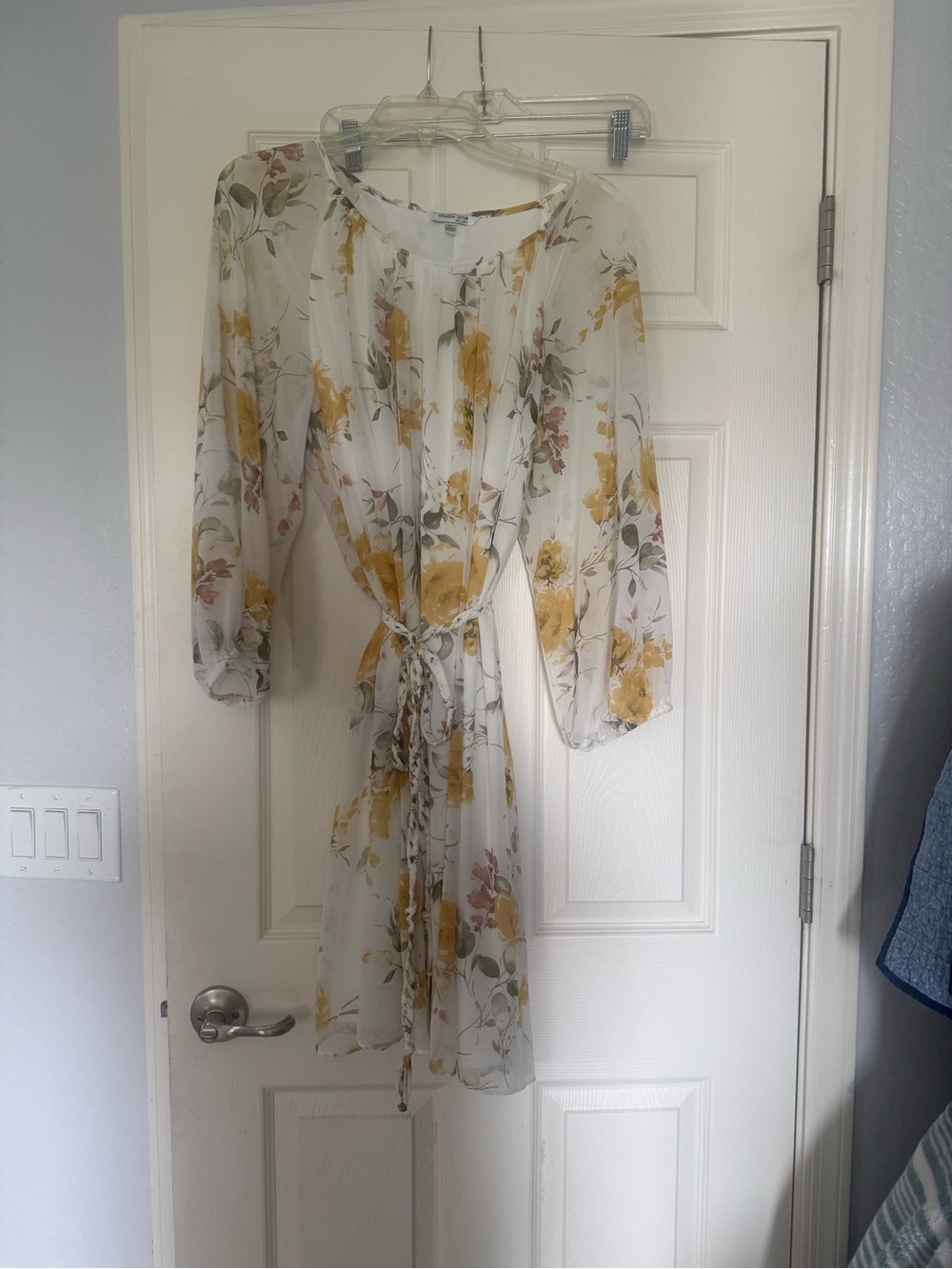Studio One White Floral Tie-Waist Mini Dress with Yellow Blooms